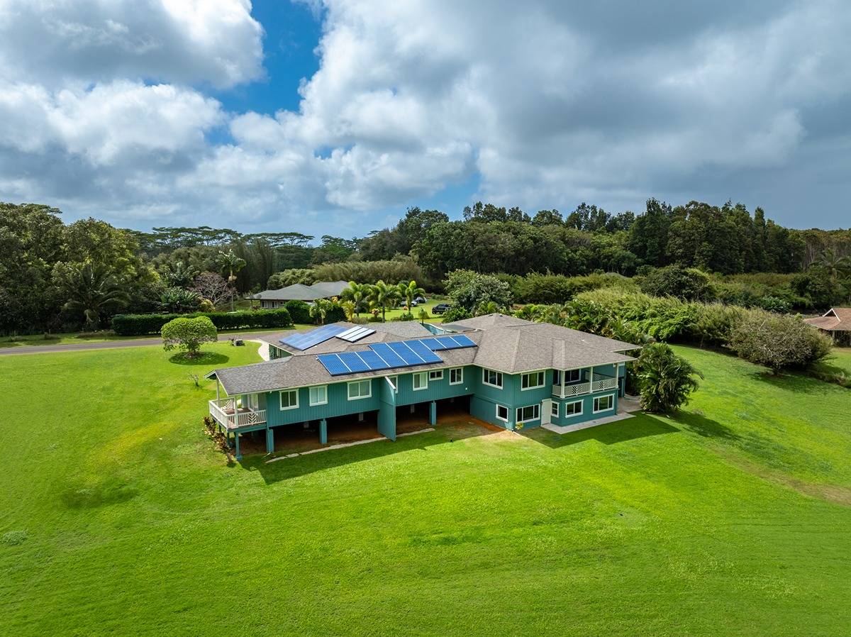 1661 Huli Road Kilauea, HI 96754 - Photo 28 of 28 a view of a house with a big yard