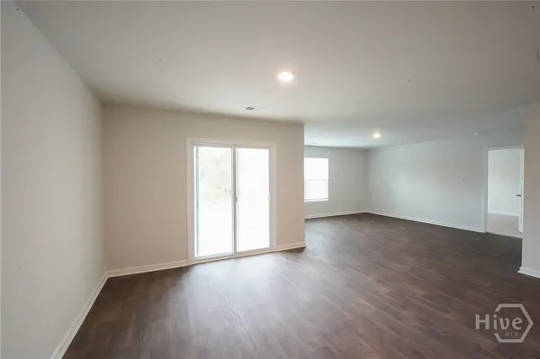 $2,300 | 112 Windrush Pines, Pooler, GA 31322