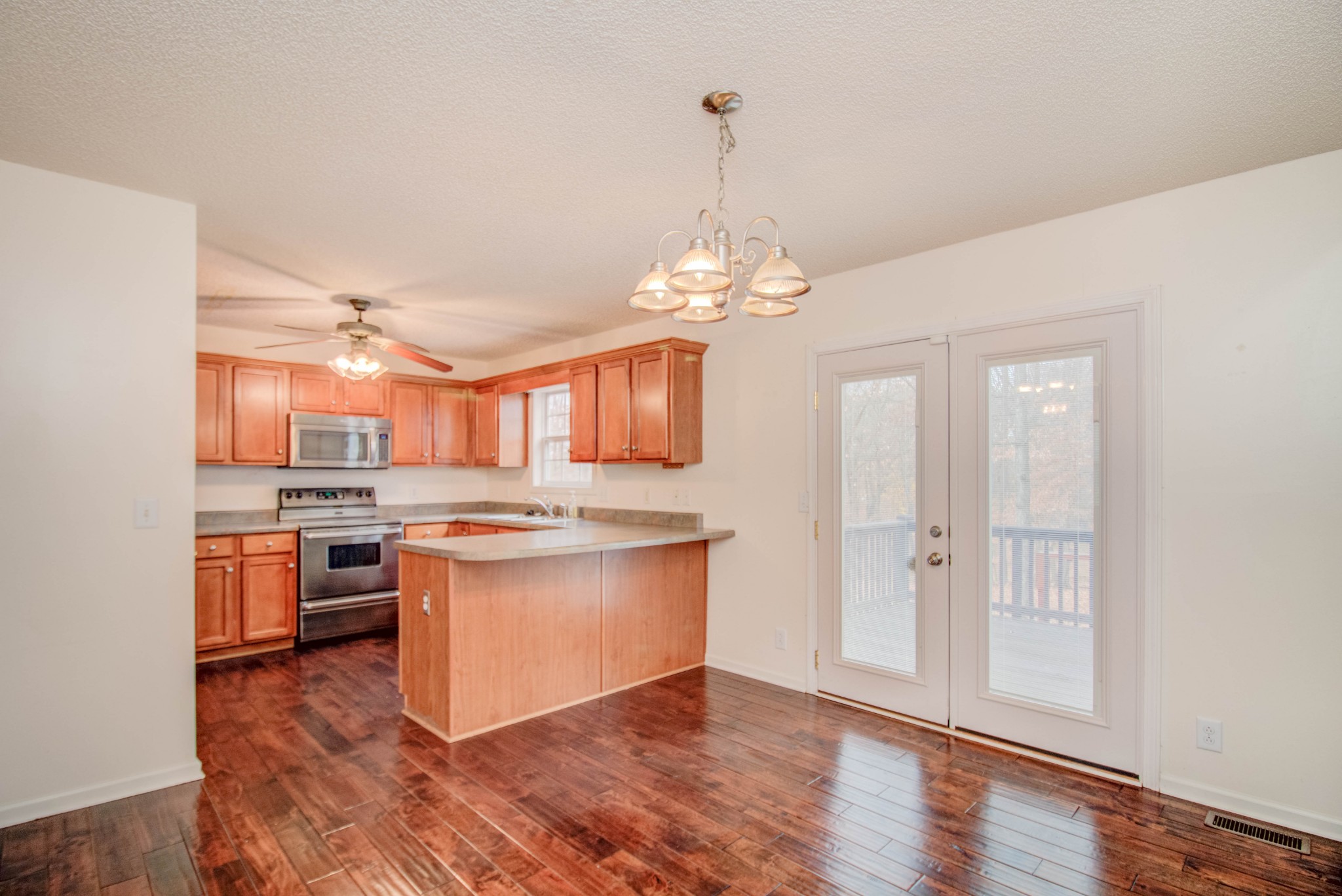 1610 Windriver Road Clarksville, TN 37042 - Photo 16 of 53 Gallery Image 16