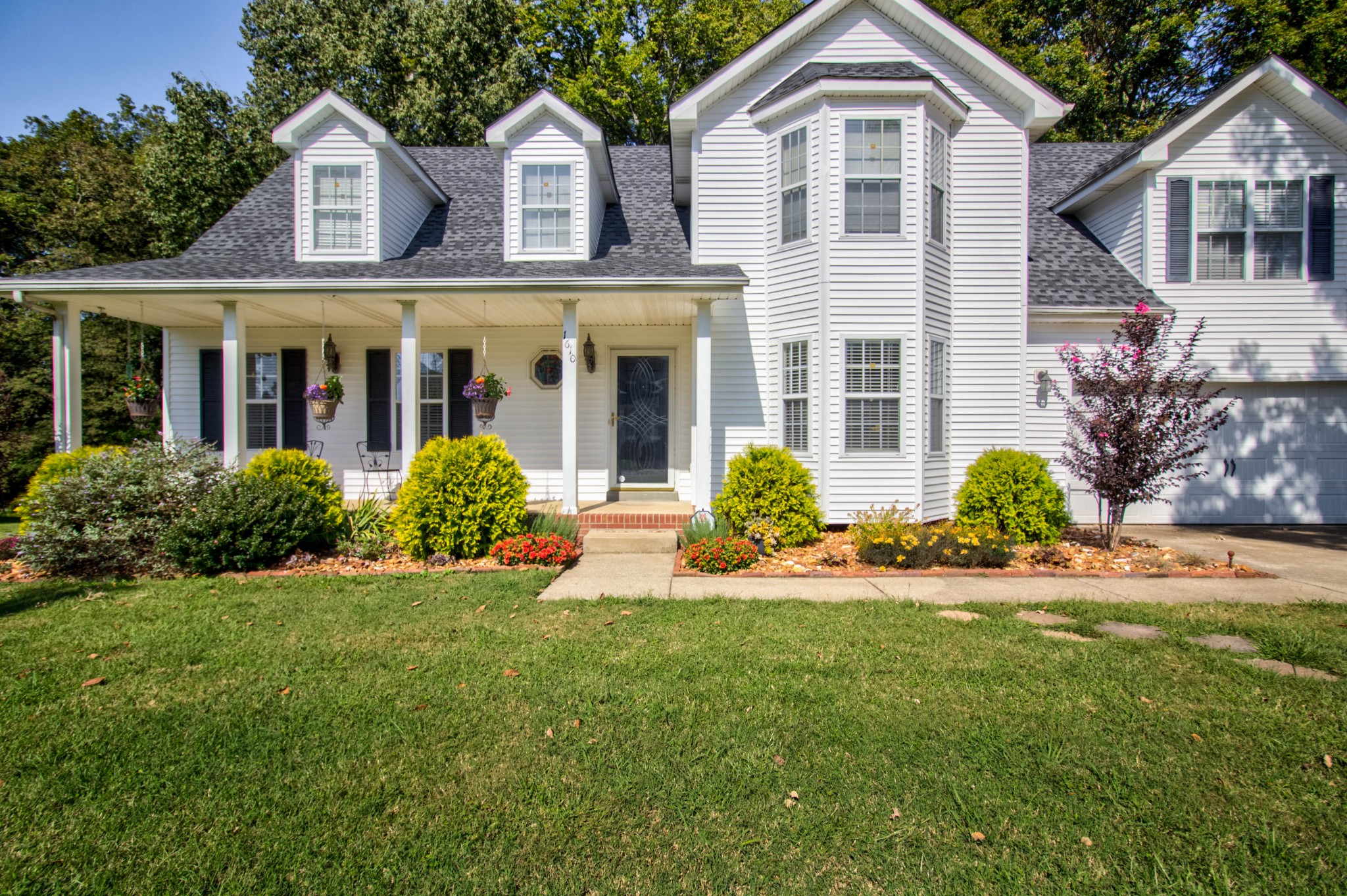 1610 Windriver Road Clarksville, TN 37042 - Photo 2 of 53 Gallery Image 2