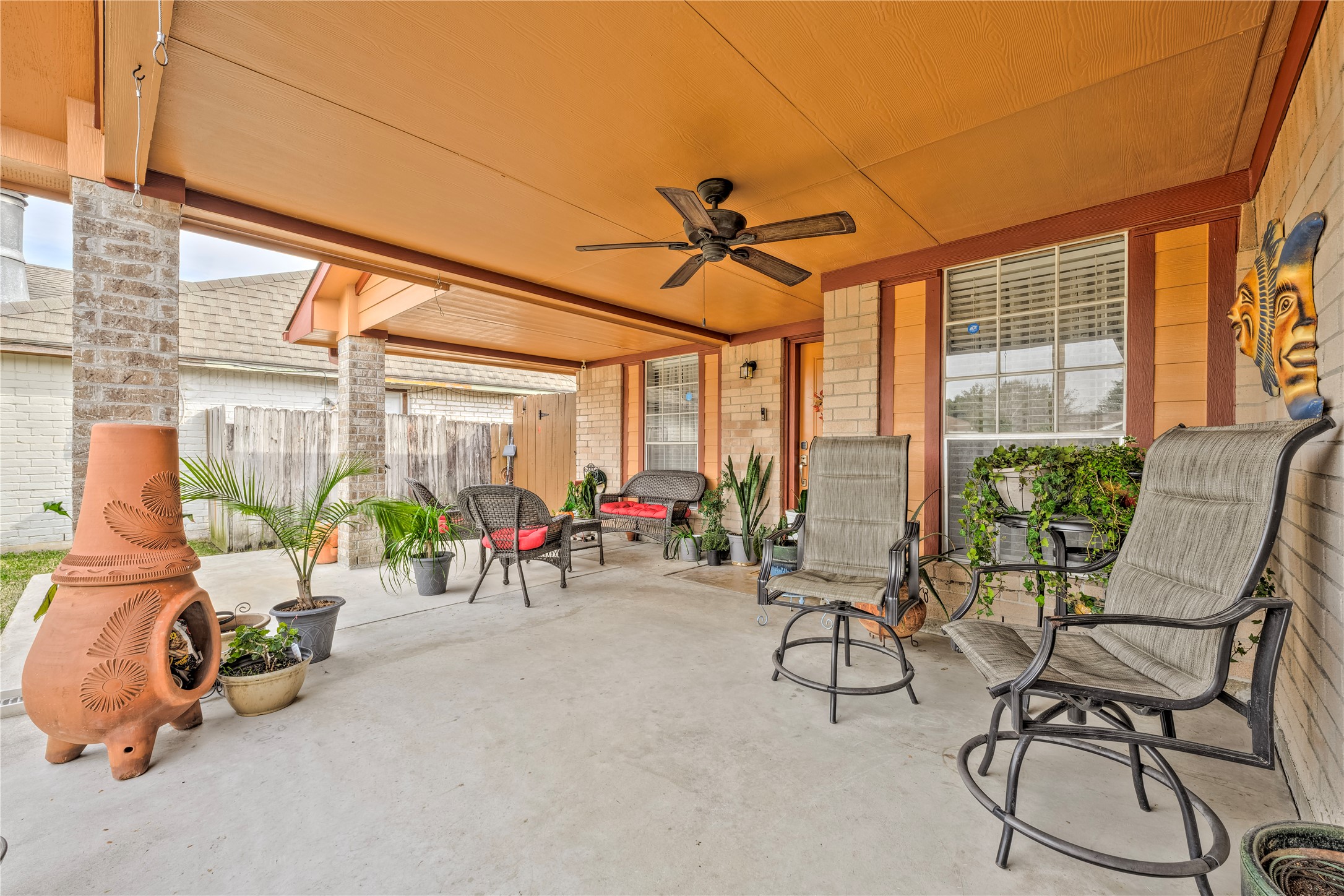 4110 Anice Street Houston, TX 77039 - Photo 25 of 29 a view of a chairs and tables in the balcony