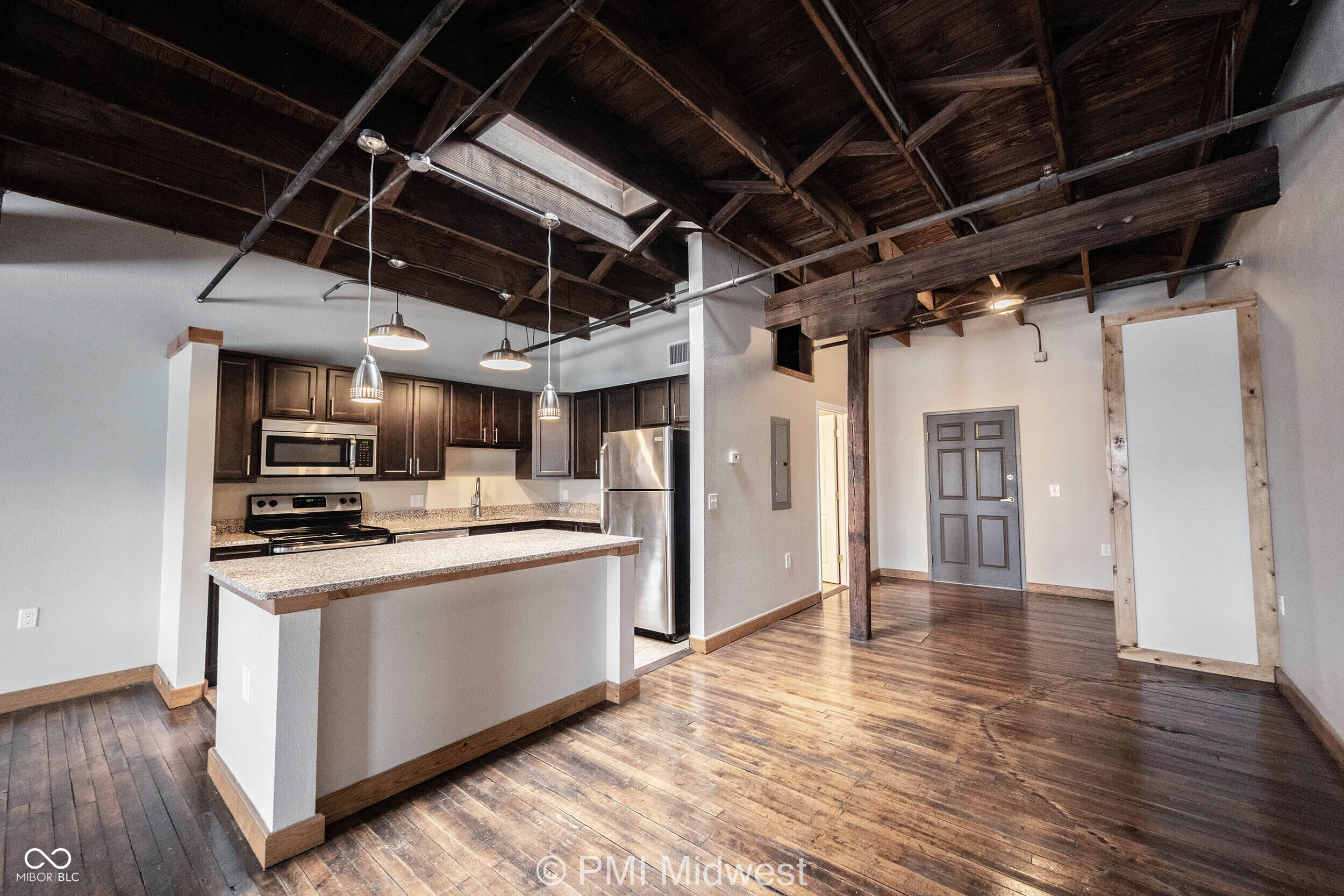 501 Madison Avenue, Unit 305 Indianapolis, IN 46225 - Photo 2 of 13