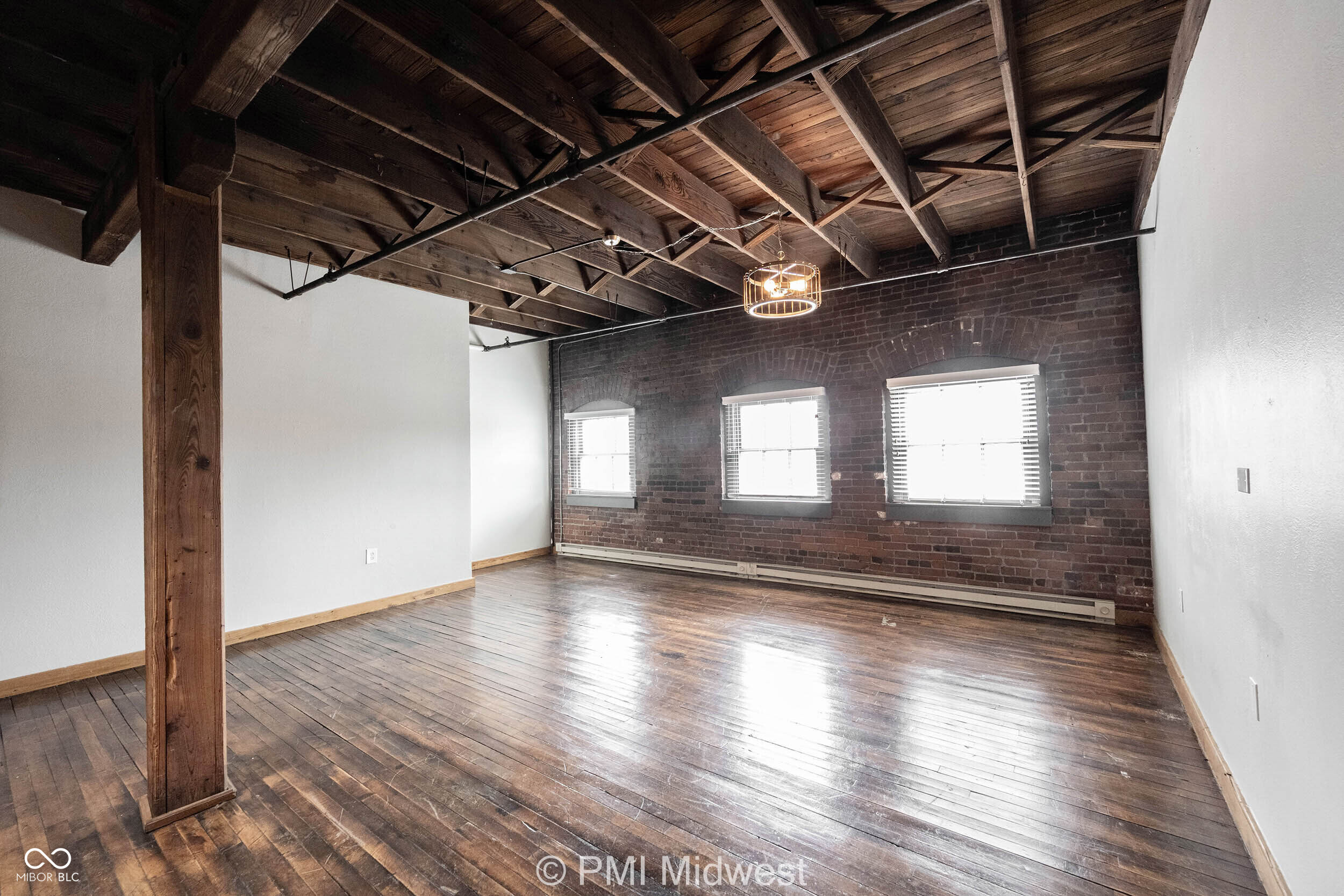 501 Madison Avenue, Unit 305 Indianapolis, IN 46225 - Photo 5 of 13