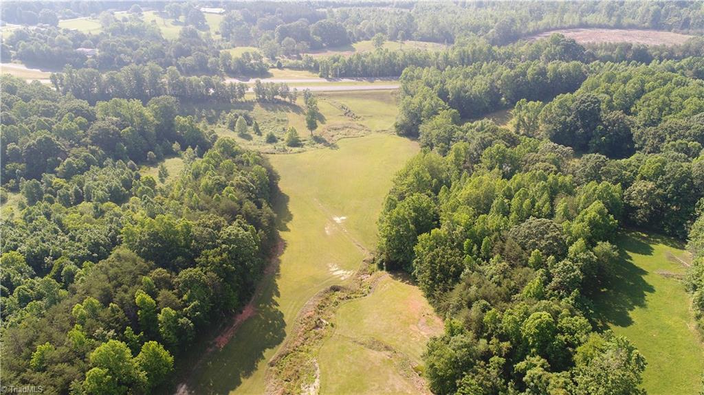 168 Smith Road Reidsville, NC 27320 - Photo 5 of 29 Gallery Image 5