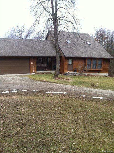 2218 Sexton Road Howell, MI 48843 - Photo 1 of 21 Front.jpg