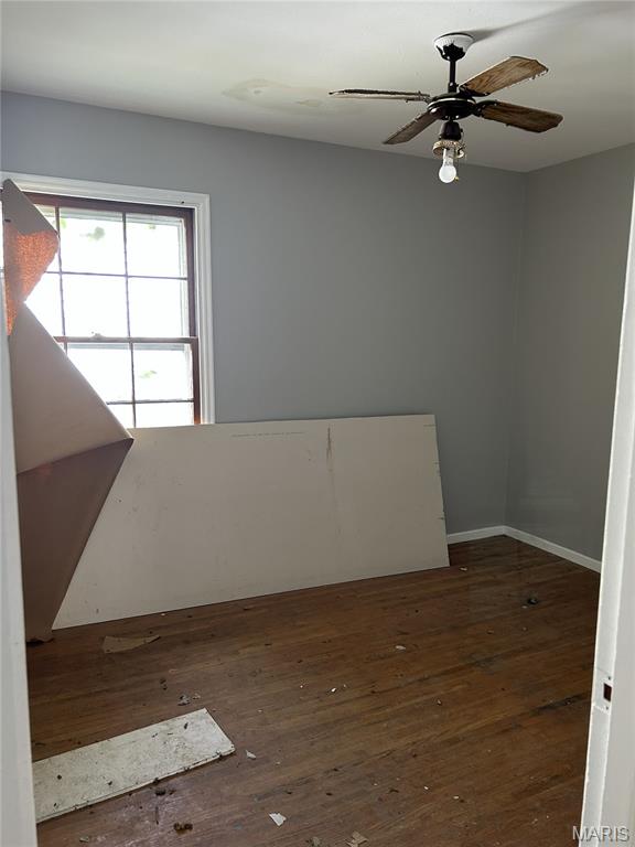 404 Lancashire Road St. Louis, MO 63137 - Photo 14 of 24