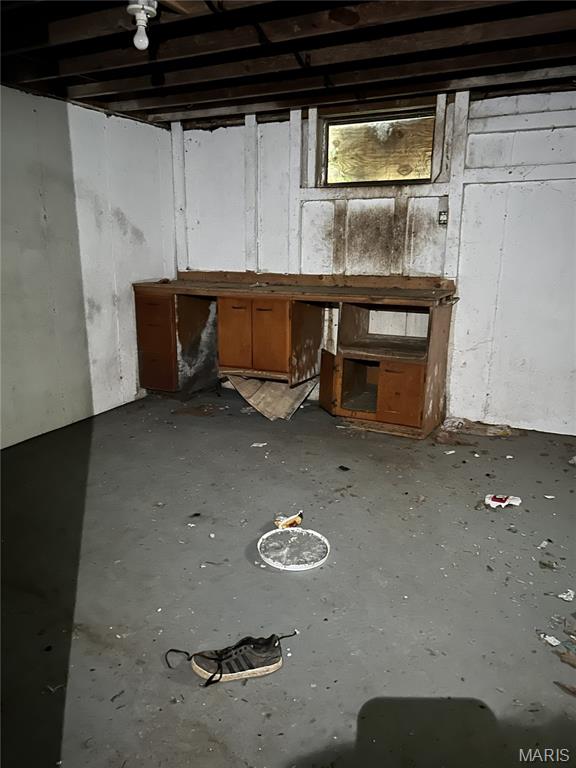 404 Lancashire Road St. Louis, MO 63137 - Photo 20 of 24