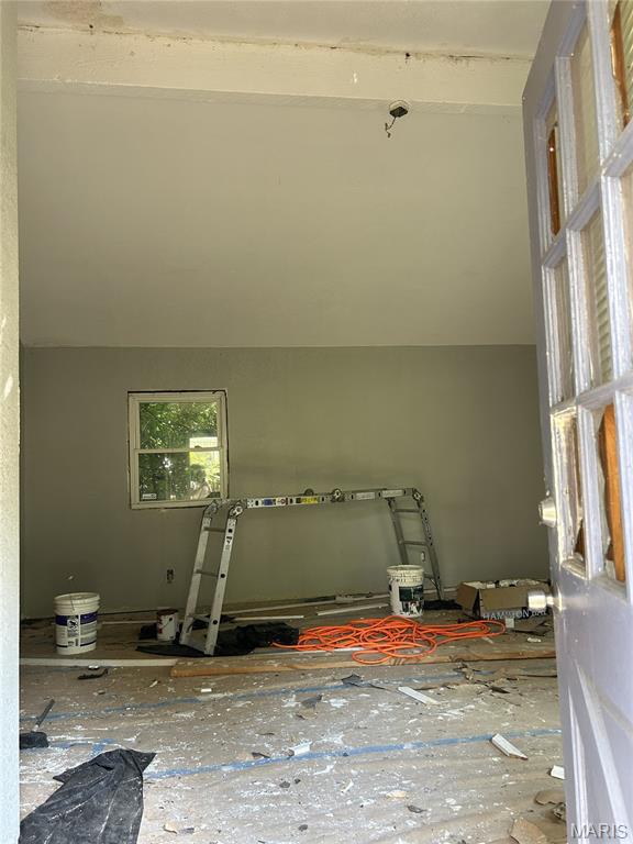 404 Lancashire Road St. Louis, MO 63137 - Photo 5 of 24