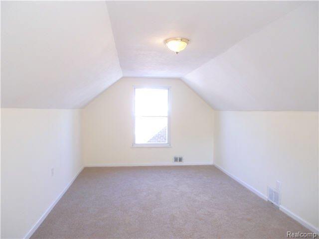 9659 Ruth Avenue Allen Park, MI 48101 - Photo 11 of 15 Large (28x11) master bedroom