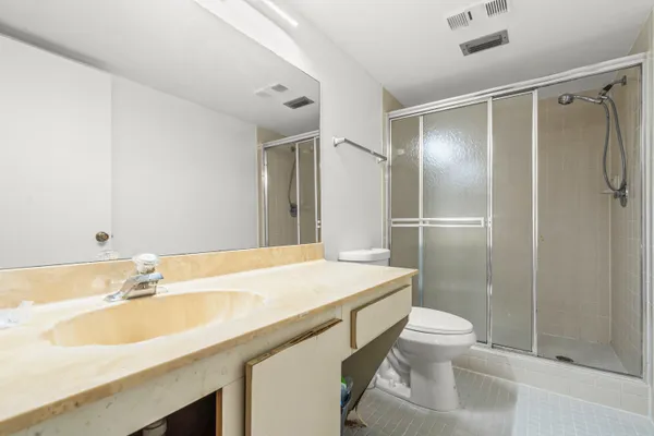 $1,650 | 7301 Amberly Lane, Unit 304, Delray Beach, FL 33446
