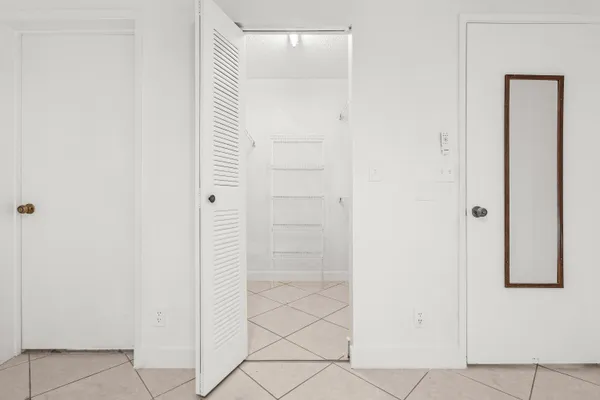 $1,650 | 7301 Amberly Lane, Unit 304, Delray Beach, FL 33446