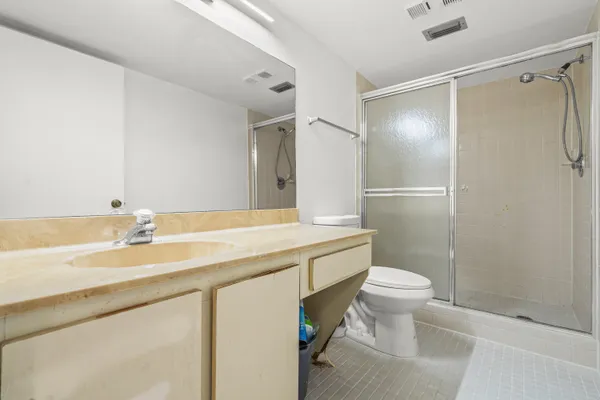$1,650 | 7301 Amberly Lane, Unit 304, Delray Beach, FL 33446