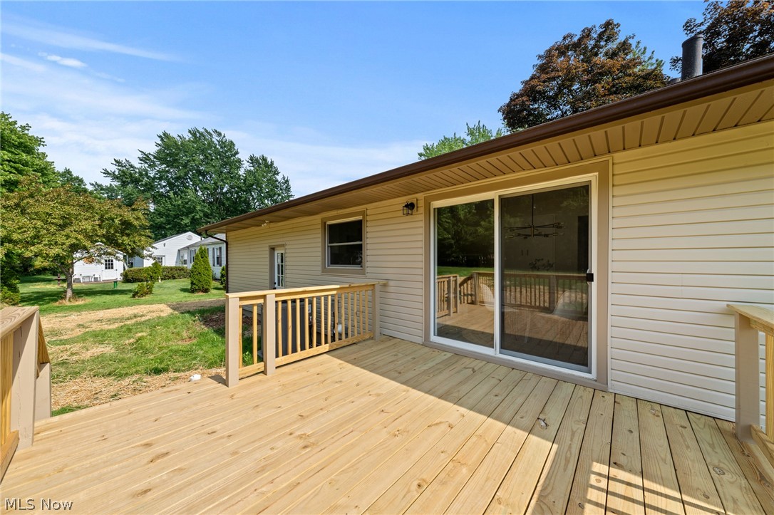 1709 Berna Road Green, OH 44312 - Photo 6 of 48