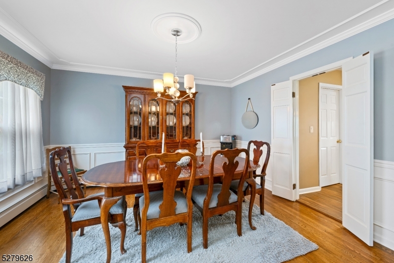 164 Parker Road Long Valley, NJ 07853 - Photo 4 of 32