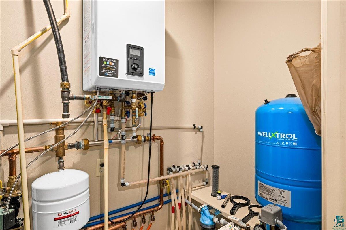 11411 South 3rd Street East Solon Springs, WI 54873 - Photo 27 of 40 Utility Room