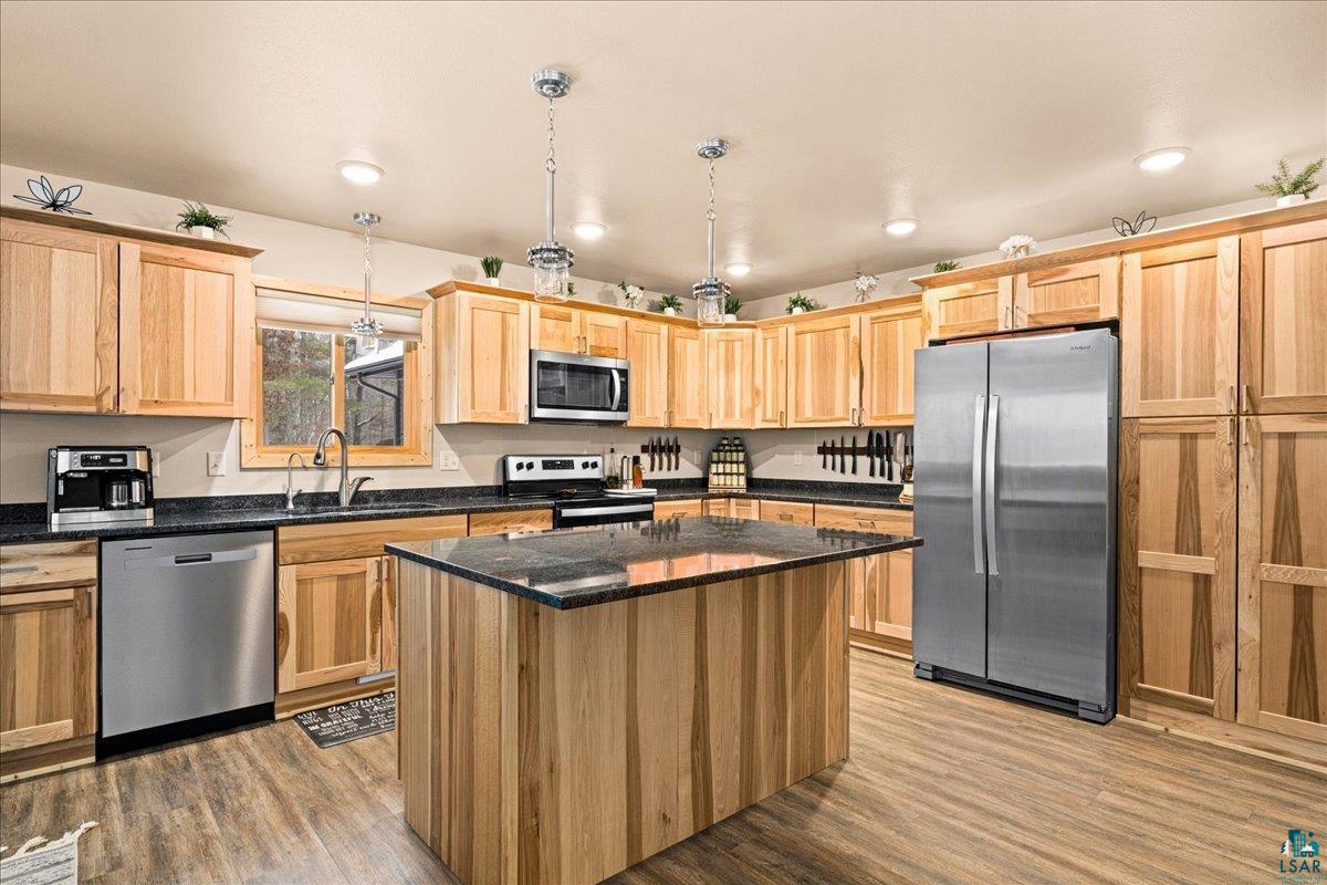 11411 South 3rd Street East Solon Springs, WI 54873 - Photo 8 of 40 Hickory Cabinetry, Granite Counters, Stainless Steel Appliances, Pantry