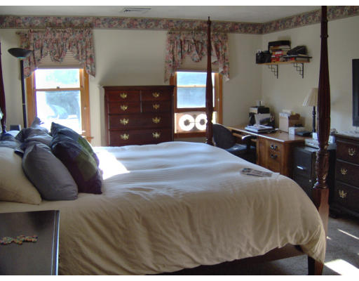 15 Patty's Road Mansfield, MA 02048 - Photo 5 of 15 Gallery Image 5