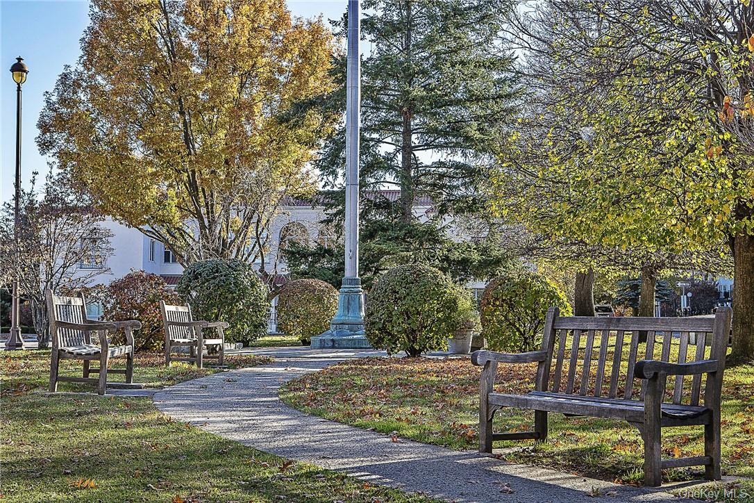 1 Cedar Street, Unit 2A Bronxville, NY 10708 - Photo 22 of 28 Exhale...