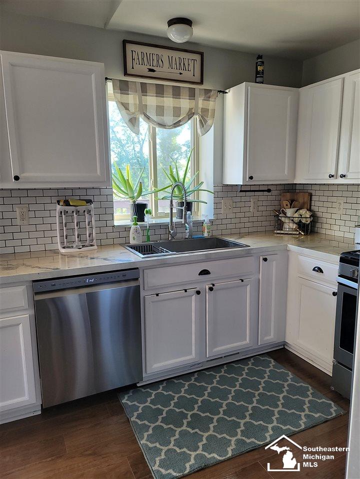 4135 Stone Post Road Newport, MI 48166 - Photo 8 of 24