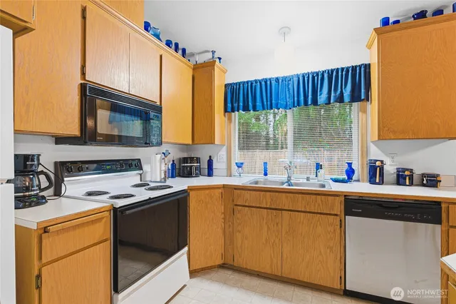 $750,000 | 13325 105th Ave Court East, Puyallup, WA 98374