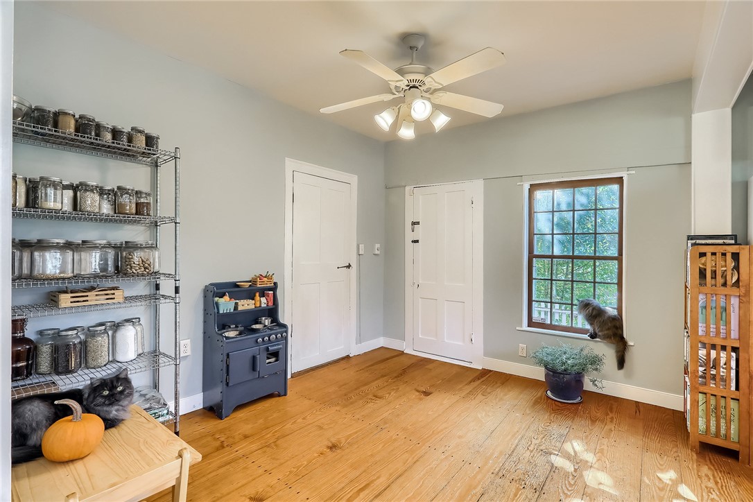 71 Great Road North Smithfield, RI 02896 - Photo 11 of 46