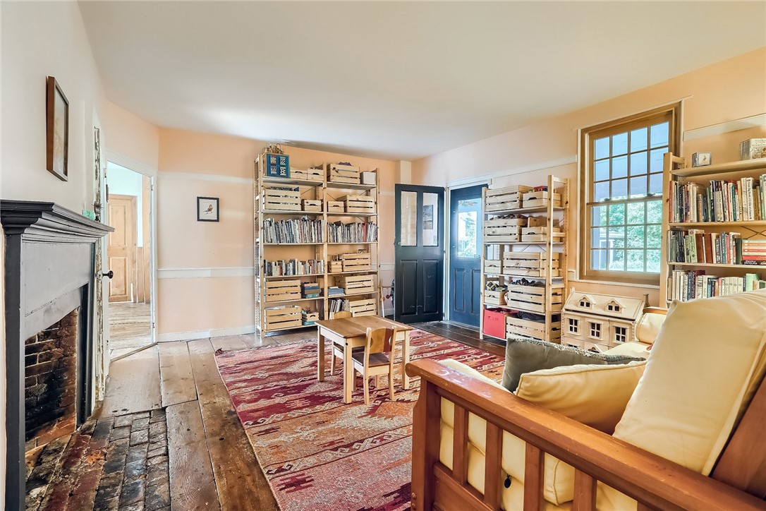 71 Great Road North Smithfield, RI 02896 - Photo 18 of 46