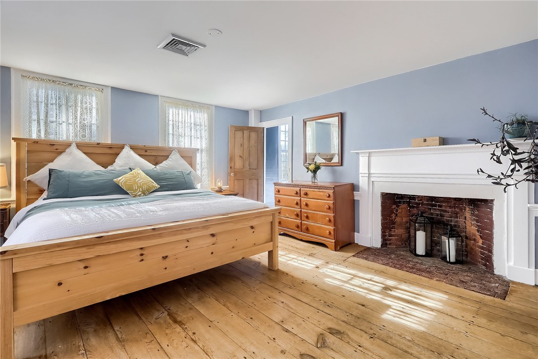 71 Great Road North Smithfield, RI 02896 - Photo 28 of 46