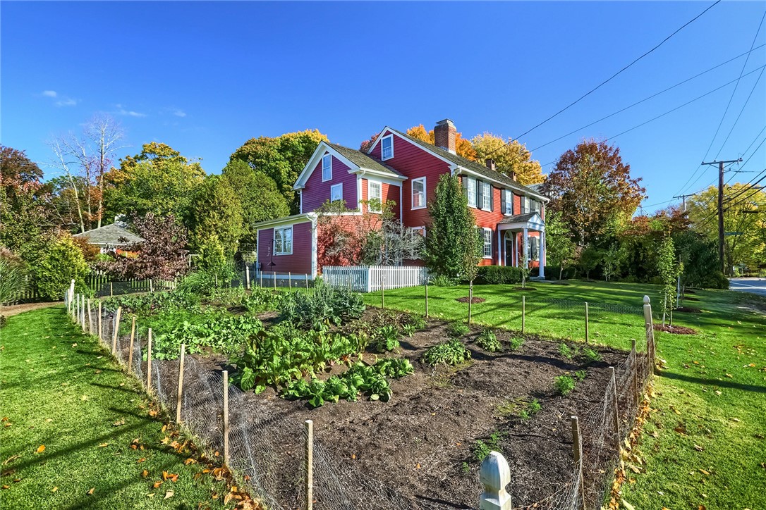71 Great Road North Smithfield, RI 02896 - Photo 3 of 46