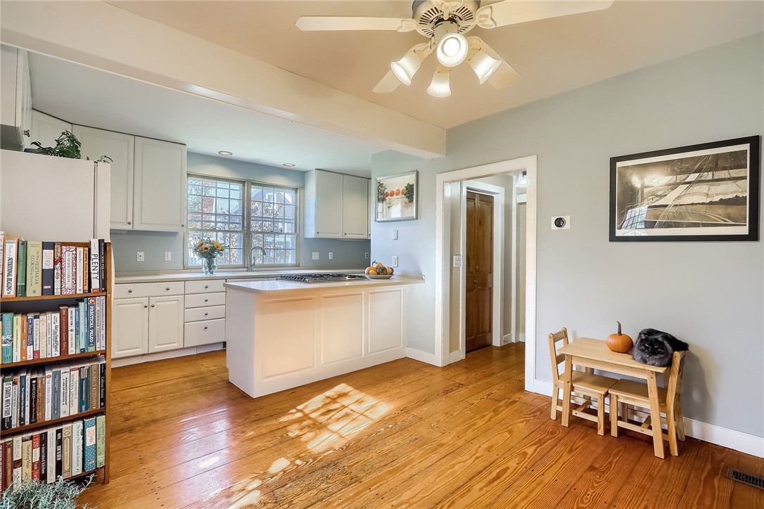71 Great Road North Smithfield, RI 02896 - Photo 7 of 46