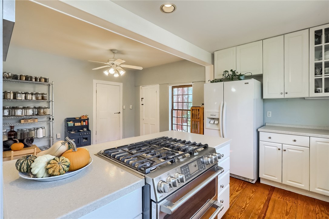 71 Great Road North Smithfield, RI 02896 - Photo 9 of 46