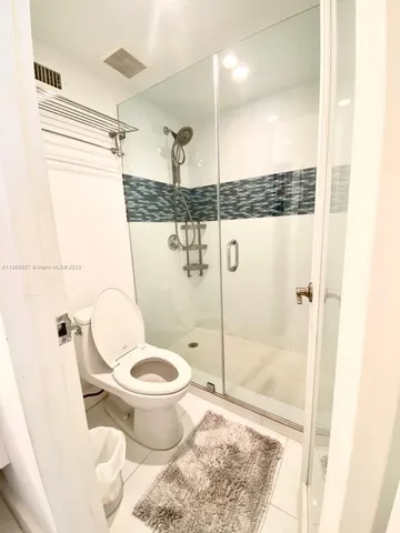 $2,500 | 100 Lincoln Road, Unit 906, Miami Beach, FL 33139