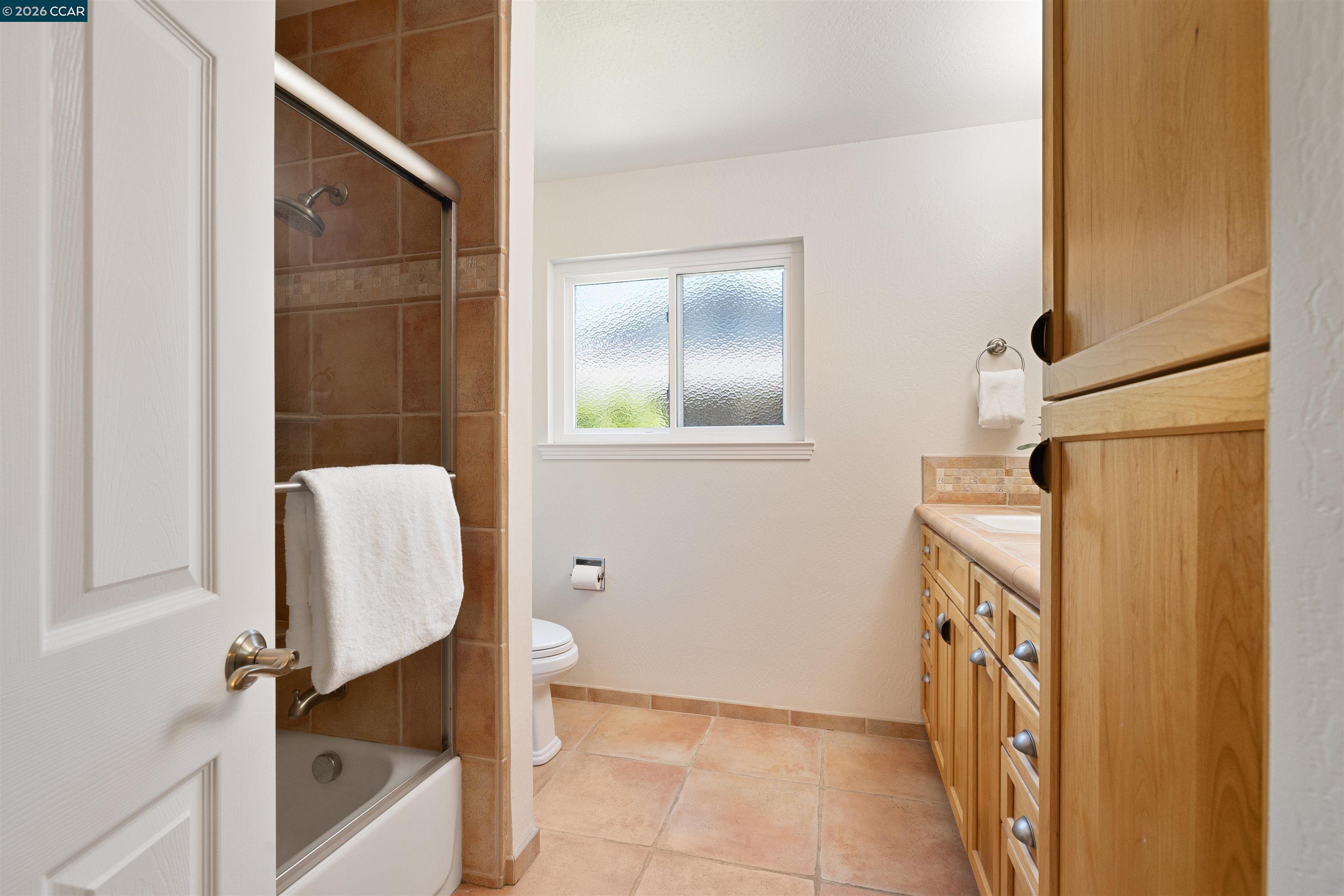 2082 Stratton Road Walnut Creek, CA 94598 - Photo 33 of 55