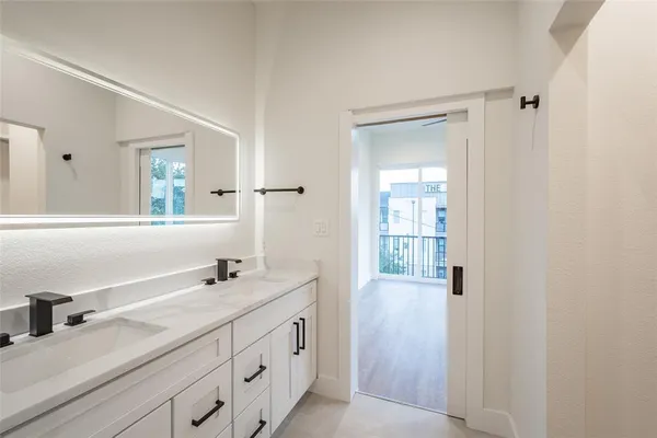 $2,995 | 1614 North Fitzhugh Avenue, Unit 204, Dallas, TX 75206