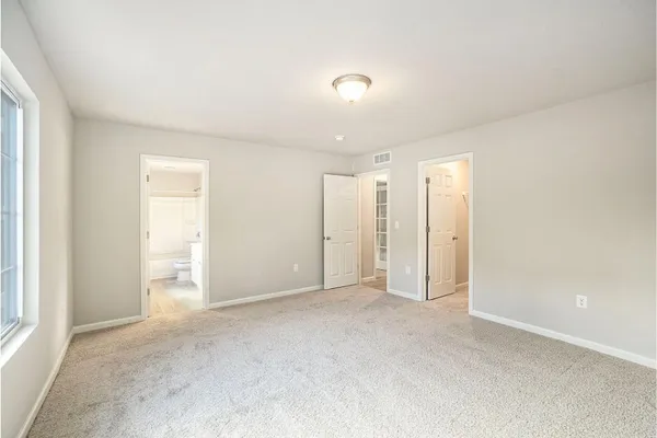 $384,900 | 18222 Loganwood Trail, Battle Creek, MI 49014