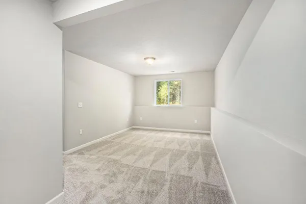 $384,900 | 18222 Loganwood Trail, Battle Creek, MI 49014