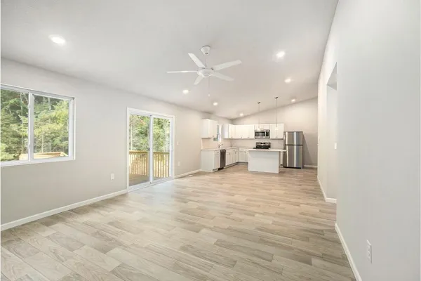 $384,900 | 18222 Loganwood Trail, Battle Creek, MI 49014