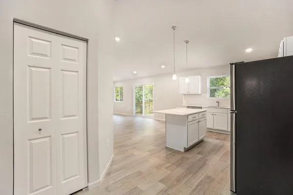 $384,900 | 18222 Loganwood Trail, Battle Creek, MI 49014