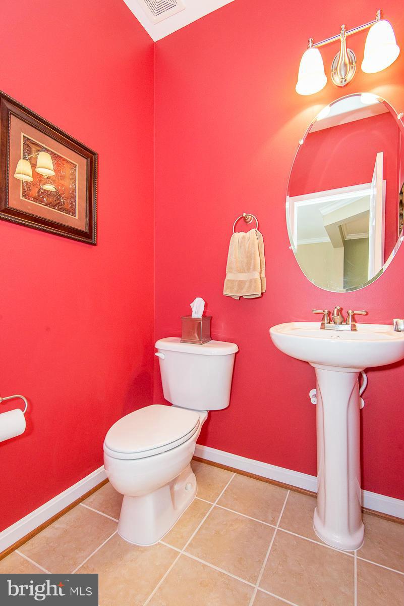 9181 Furey Road Lorton, VA 22079 - Photo 21 of 29 Bath