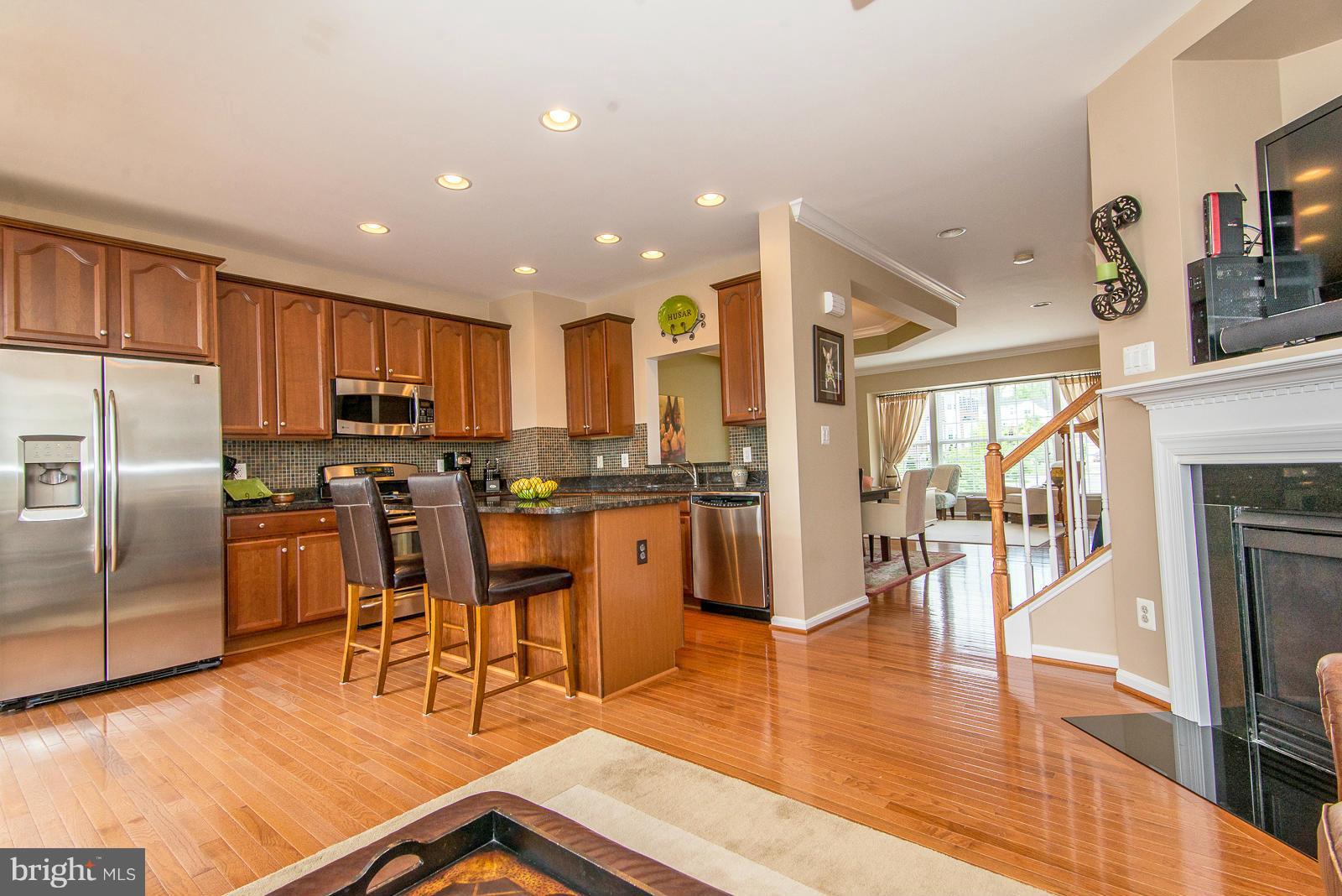9181 Furey Road Lorton, VA 22079 - Photo 9 of 29 Kitchen