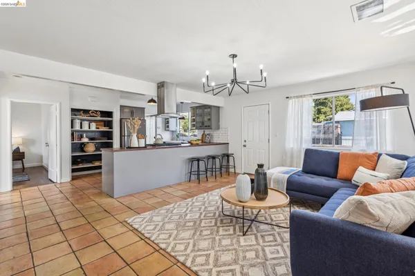 $799,000 | 1550 Havenscourt Boulevard, Oakland, CA 94621