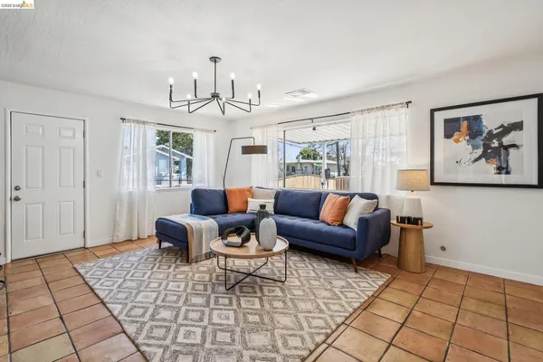 $799,000 | 1550 Havenscourt Boulevard, Oakland, CA 94621