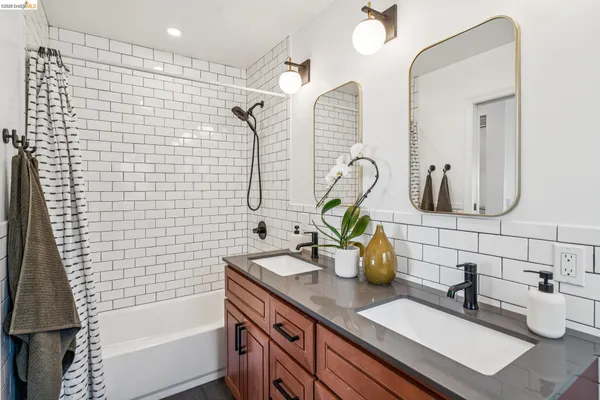 $799,000 | 1550 Havenscourt Boulevard, Oakland, CA 94621