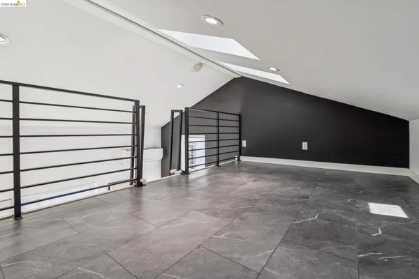 $799,000 | 1550 Havenscourt Boulevard, Oakland, CA 94621