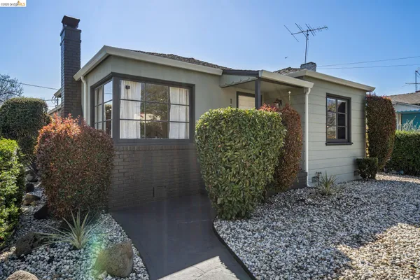 $799,000 | 1550 Havenscourt Boulevard, Oakland, CA 94621