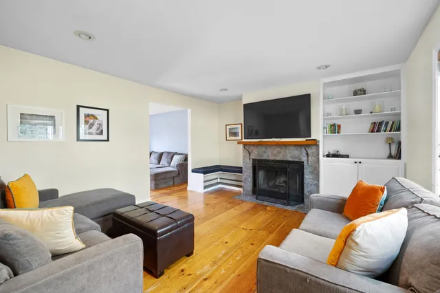 $4,700 | 31 Moulton Avenue, Greenland, NH 03840