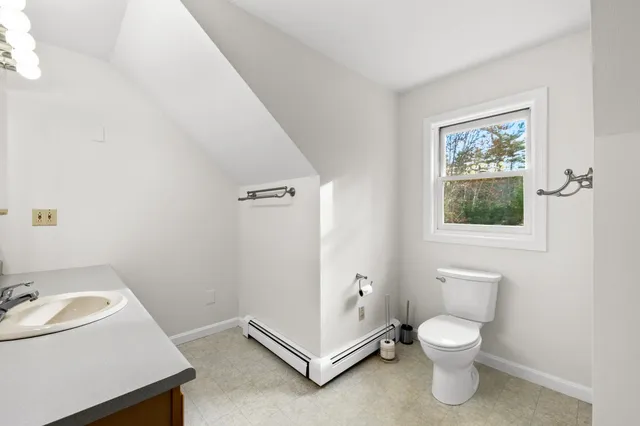 $4,700 | 31 Moulton Avenue, Greenland, NH 03840