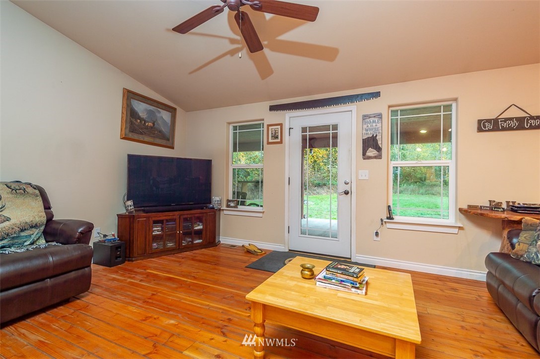 1331 Spencer Road Toledo, WA 98591 - Photo 17 of 18 Gallery Image 17