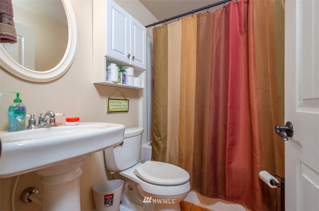 1331 Spencer Road Toledo, WA 98591 - Photo 6 of 18 Gallery Image 6