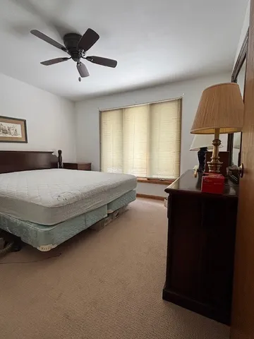 $350,000 | 151 Rose Tree Lane, Lindenhurst, IL 60046