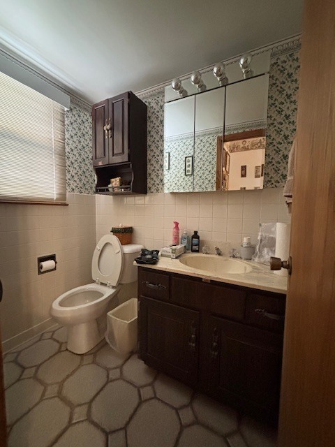 151 Rose Tree Lane Lindenhurst, IL 60046 - Photo 14 of 25